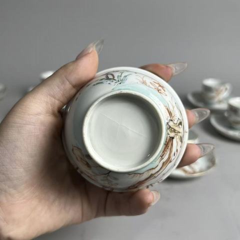 古玩陶瓷乾隆執(zhí)壺真品鑒賞圖