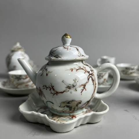 古玩陶瓷乾隆執(zhí)壺真品鑒賞圖