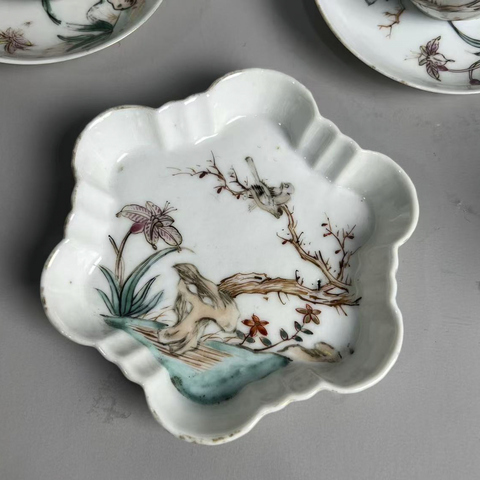 古玩陶瓷乾隆執(zhí)壺真品鑒賞圖