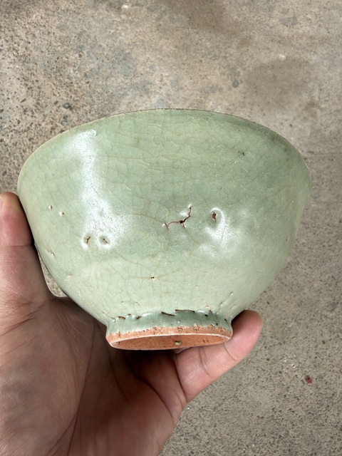 古玩陶瓷龍泉青瓷茶碗真品鑒賞圖