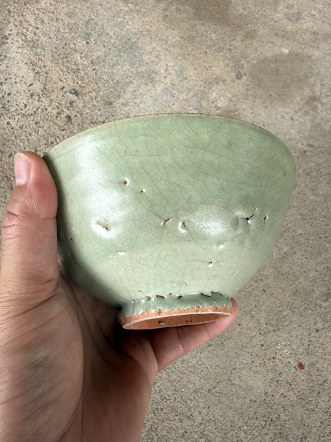 古玩陶瓷龍泉青瓷茶碗真品鑒賞圖