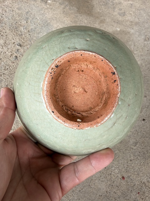 古玩陶瓷龍泉青瓷茶碗真品鑒賞圖