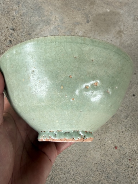 古玩陶瓷龍泉青瓷茶碗真品鑒賞圖