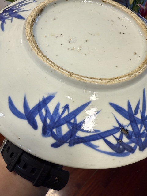 古玩陶瓷青花穿花龍紋盤真品鑒賞圖