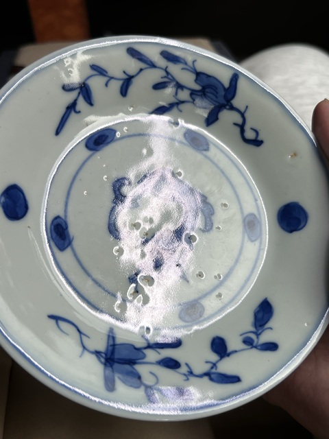 古玩陶瓷摩羯龍紋青花盤真品鑒賞圖