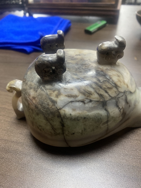 古玩玉器和田玉雕“執杯”真品鑒賞圖