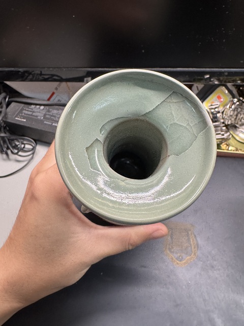 古玩陶瓷龍泉瓶真品鑒賞圖