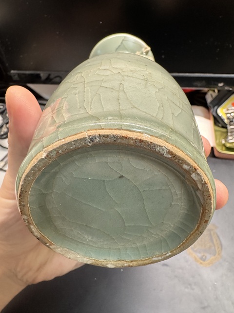 古玩陶瓷龍泉瓶真品鑒賞圖