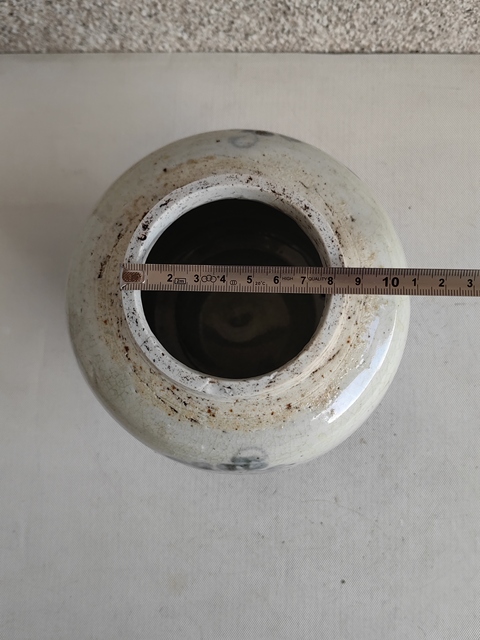 古玩陶瓷花卉紋青花罐真品鑒賞圖