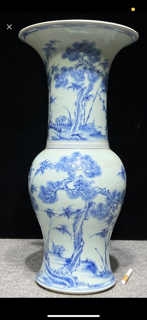 古玩陶瓷歲寒三友松竹梅青花鳳尾尊真品鑒賞圖