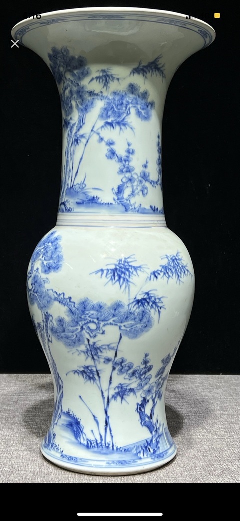 古玩陶瓷歲寒三友松竹梅青花鳳尾尊真品鑒賞圖