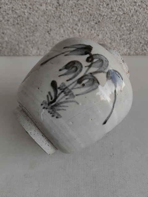 古玩陶瓷花卉紋青花罐拍賣，當(dāng)前價(jià)格850元