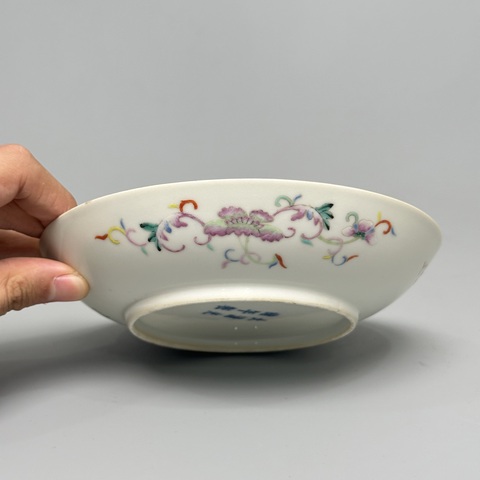 古玩陶瓷粉彩五福捧壽盤，模糊，偏老真品鑒賞圖