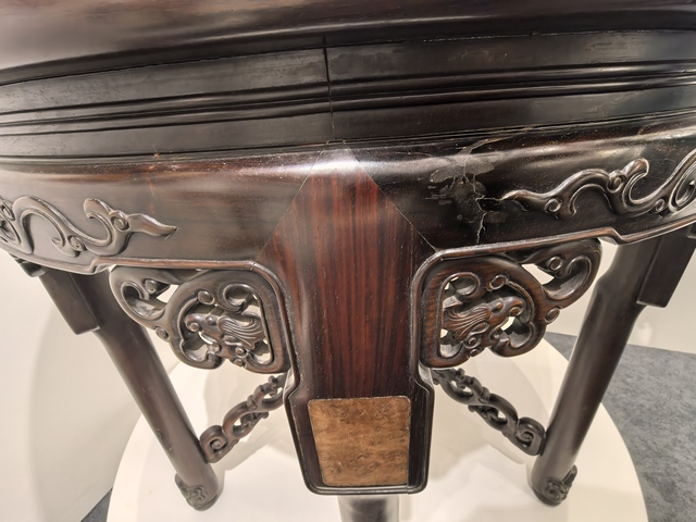 古玩雜項圓桌真品鑒賞圖