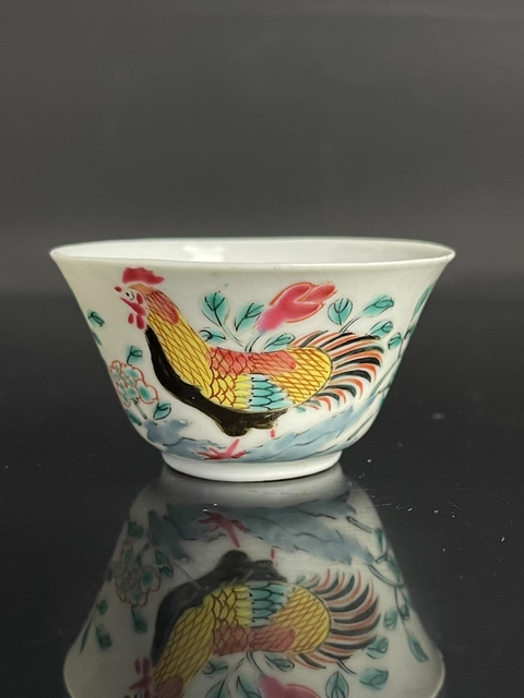 古玩陶瓷大雞圖粉彩杯真品鑒賞圖