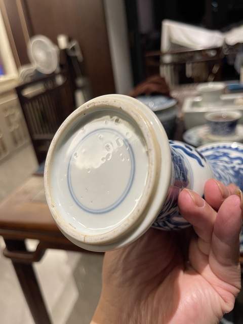 古玩陶瓷花卉紋青花花觚真品鑒賞圖