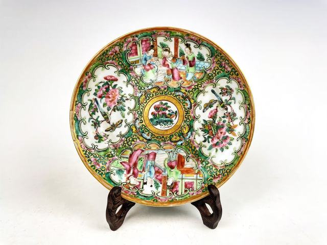 古玩陶瓷清晚期·廣彩西廂記人物盤真品鑒賞圖