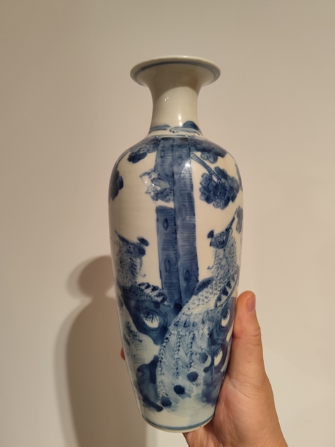 古玩陶瓷青花瓶真品鑒賞圖