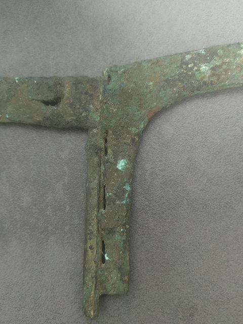 古玩銅器戰國青銅戈真品鑒賞圖