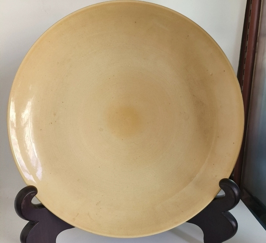 古玩陶瓷黃釉雙圈足盤真品鑒賞圖