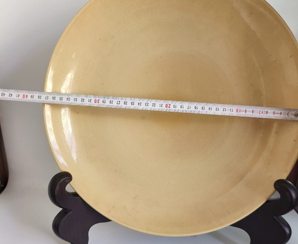 古玩陶瓷黃釉雙圈足盤真品鑒賞圖