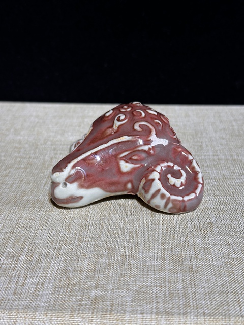 古玩陶瓷紅釉綿羊真品鑒賞圖