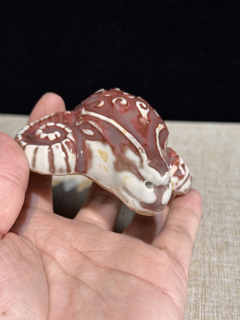 古玩陶瓷紅釉綿羊真品鑒賞圖