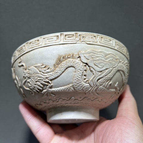 古玩陶瓷雕瓷龍紋碗真品鑒賞圖
