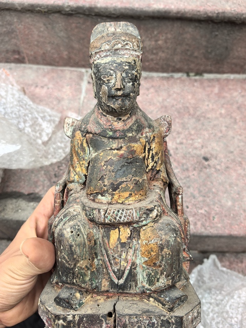 古玩雜項文官木雕造像真品鑒賞圖