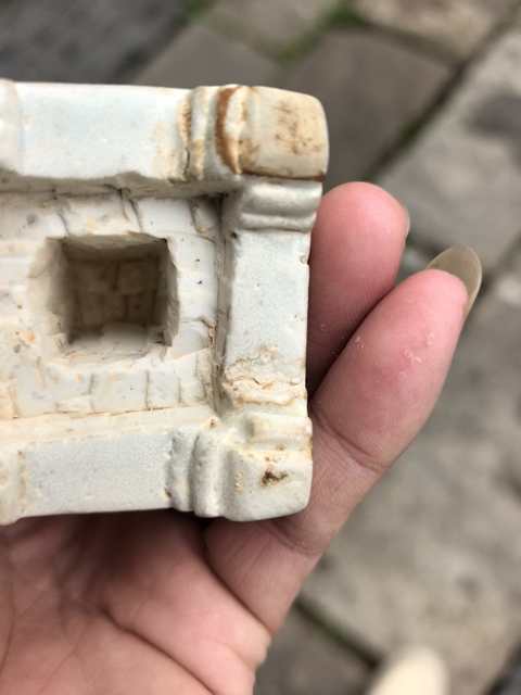 古玩陶瓷白釉底座真品鑒賞圖