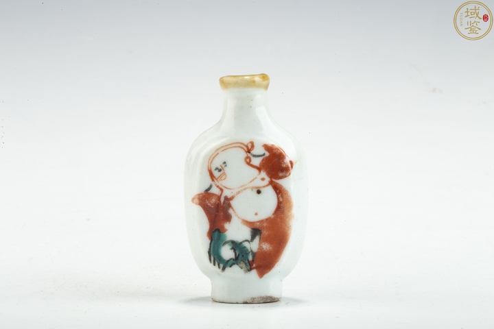 古玩陶瓷紅綠彩人物紋鼻煙壺拍賣，當前價格676元