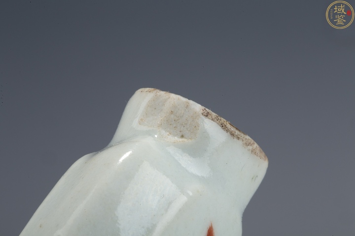 古玩陶瓷紅綠彩人物紋鼻煙壺拍賣，當前價格676元