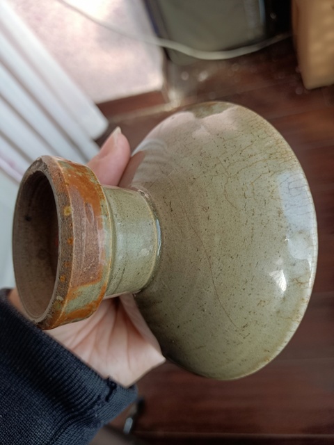 古玩陶瓷【每周放漏一件】龍泉青瓷高足供盤拍賣，當前價格666元