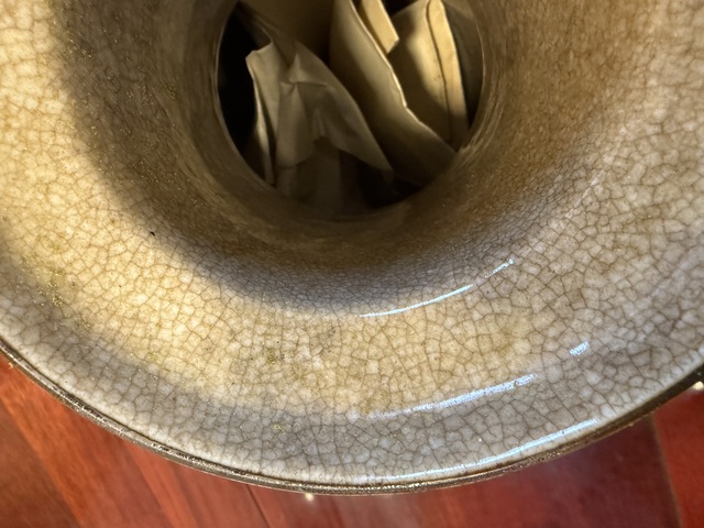 古玩陶瓷哥釉粉彩刀馬人物盤口瓶真品鑒賞圖