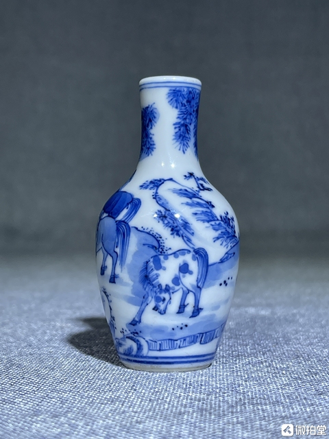 古玩陶瓷青花駿馬紋小賞瓶真品鑒賞圖