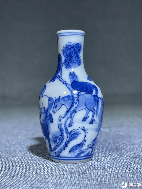 古玩陶瓷青花駿馬紋小賞瓶真品鑒賞圖