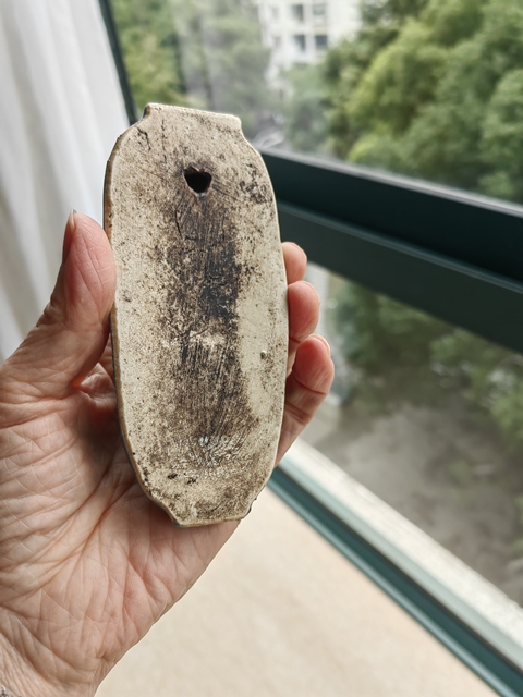 古玩陶瓷霽藍釉貼塑癩瓜紋壁瓶真品鑒賞圖