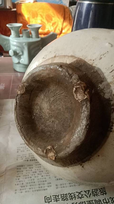 古玩陶瓷磁州窯白釉碗真品鑒賞圖