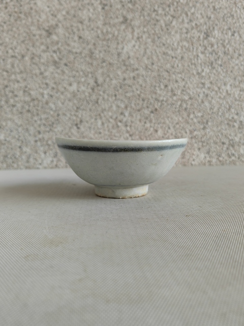 古玩陶瓷青花線條紋碗真品鑒賞圖