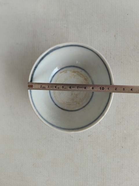 古玩陶瓷青花線條紋碗真品鑒賞圖