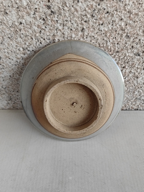 古玩陶瓷龍泉青瓷青花碗拍賣，當(dāng)前價(jià)格150元