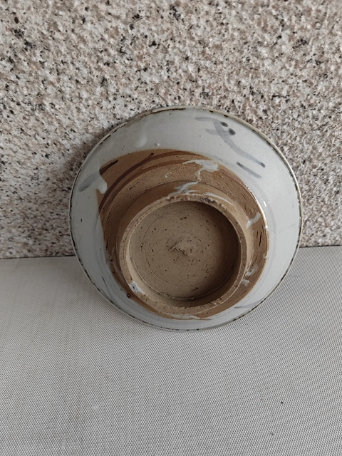 古玩陶瓷龍泉青瓷青花碗拍賣，當(dāng)前價(jià)格150元