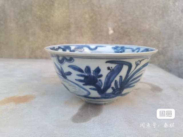 古玩陶瓷青花畫鹿紋碗真品鑒賞圖