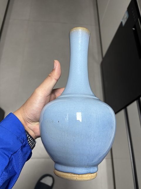 古玩陶瓷長頸瓶真品鑒賞圖