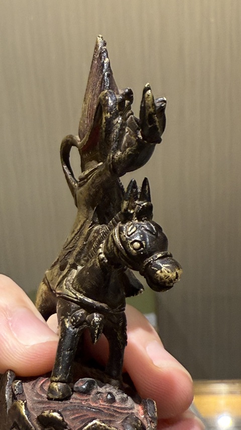 古玩銅器造像真品鑒賞圖