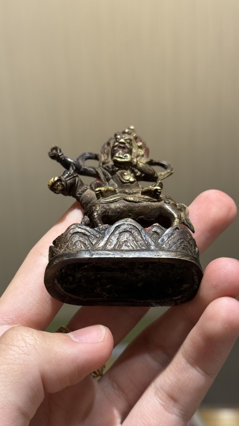 古玩銅器造像真品鑒賞圖