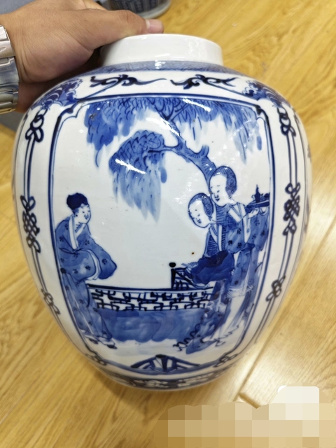 古玩陶瓷青花人物故事紋罐真品鑒賞圖