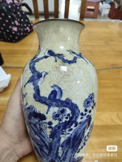 古玩陶瓷哥釉青花花鳥紋瓶 真品鑒賞圖