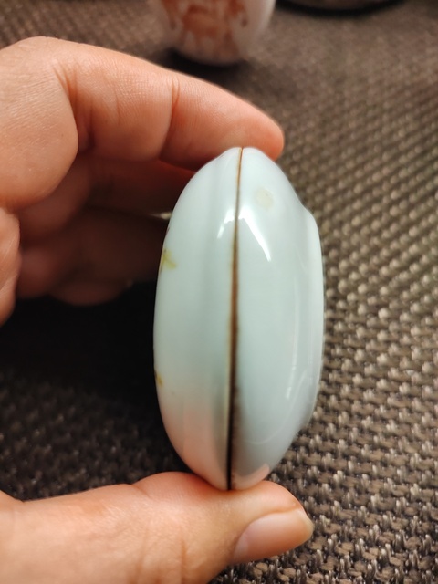 古玩陶瓷粉彩花鳥紋印盒真品鑒賞圖