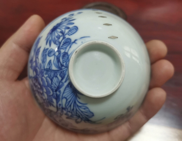 古玩陶瓷花卉紋青花蓋碗拍賣，當前價格1950元